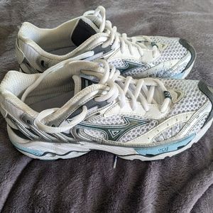 Women's Mizuno Wave Nirvana